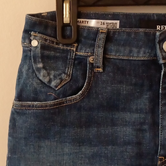 EUC REPLAY recycled Marty slim boyfit jeans - Picture 3 of 11